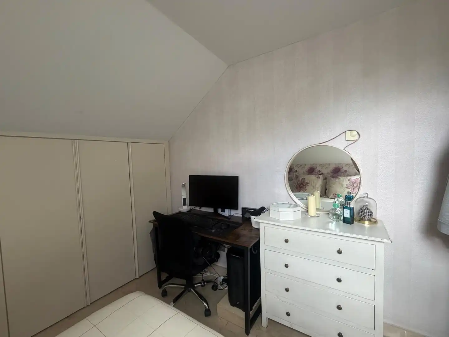 Schlafzimmer von Maisonette zum Verkauf in Torrelodones mit Heizung, Balkon und Gemeinschaftspool