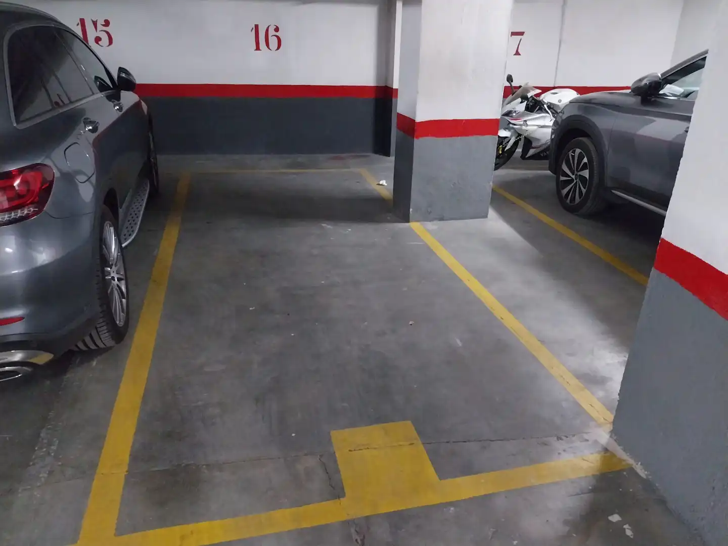 Parking de Piso en venta en Madrid con Aire acondicionado, Calefacción y Terraza