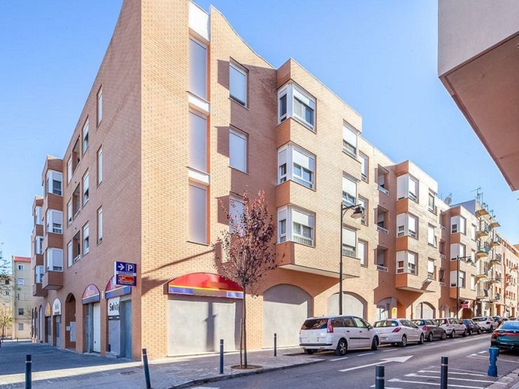 Vista exterior de Local en venda en Ontinyent