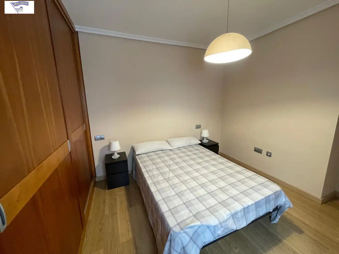 Habitación de Piso de alquiler en Albacete con Calefacción, Trastero y Amueblado