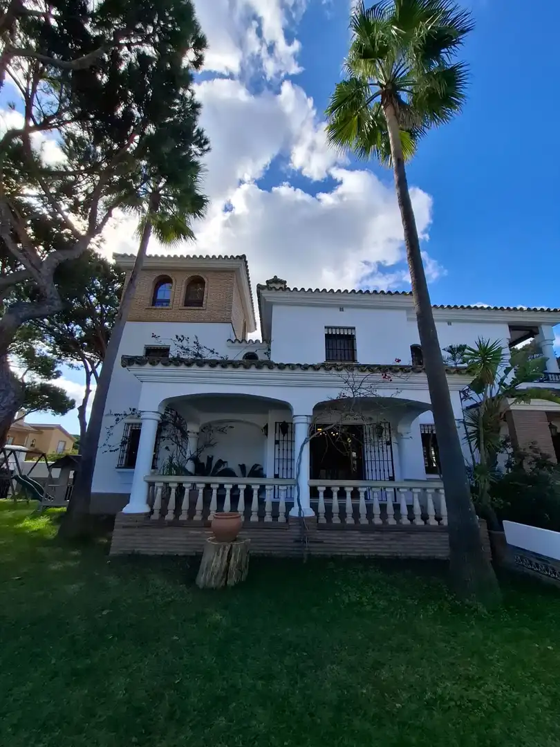 Chalet en venta en La Barrosa, imagen 2