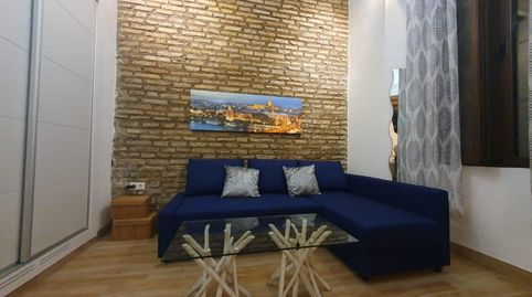 Foto 2 de Apartamento de alquiler en Triana Casco Antiguo, Sevilla Capital