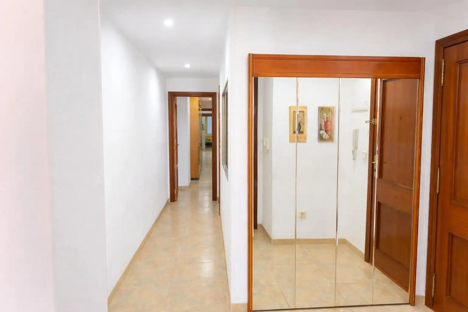 Piso en venta en Cullera con Terraza, Amueblado y Piscina comunitaria