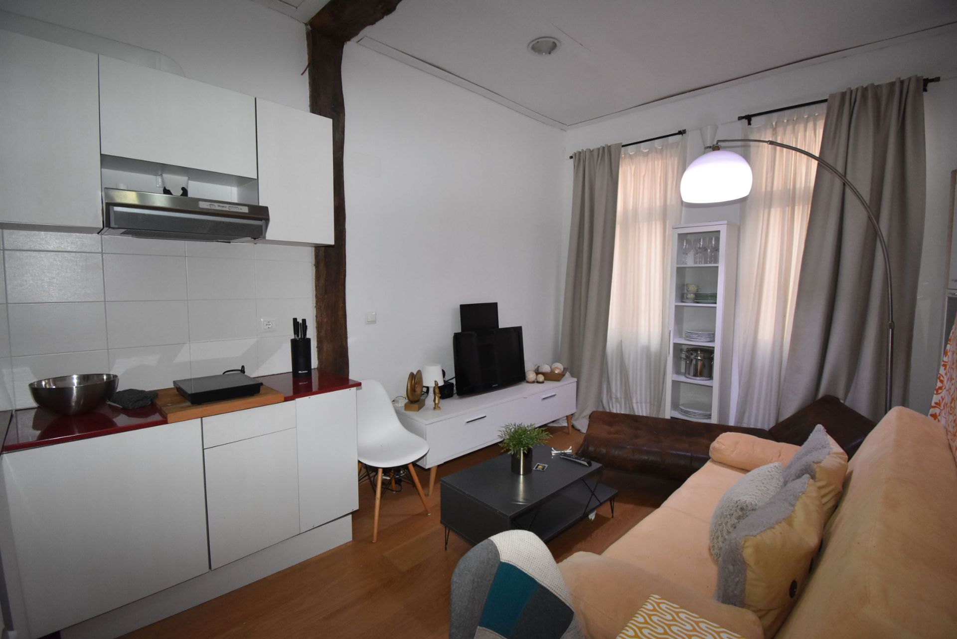 Sala d'estar de Apartament en venda en Santander amb Parquet i Moblat