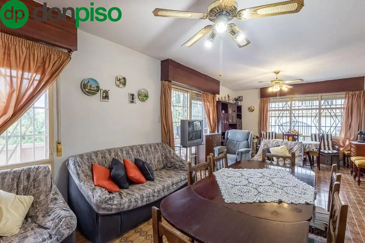 Casa con terrazza in vendita a Avenida HUETOR VEGA, imagen 10
