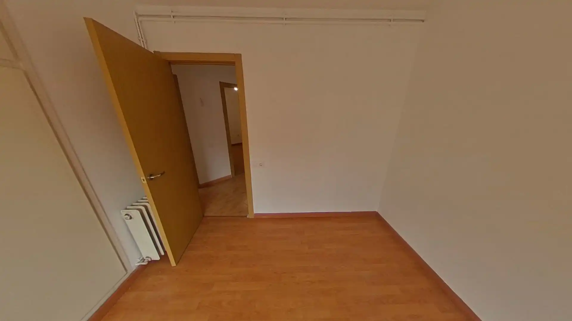 Bedroom of Flat for sale in Terrassa  with Heating