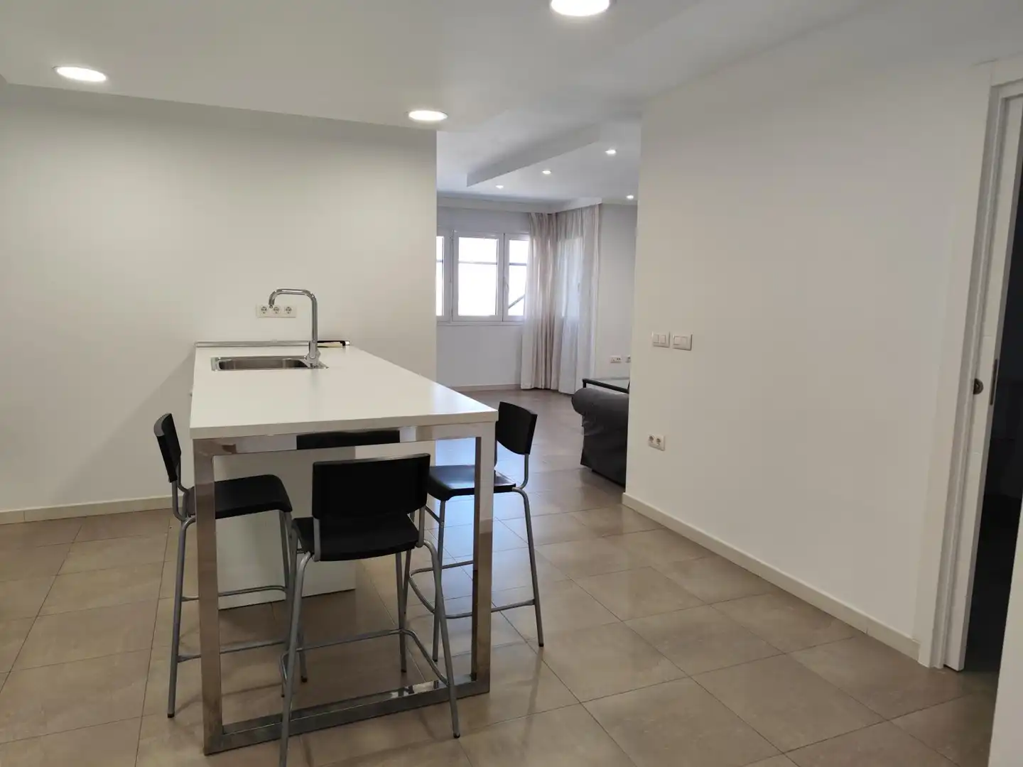 Küche von Wohnung zur Miete in Almería mit Klimaanlage und Möbliert