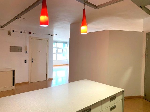 Cuina de Pis en venda en Badalona amb Calefacció, Parquet i Traster