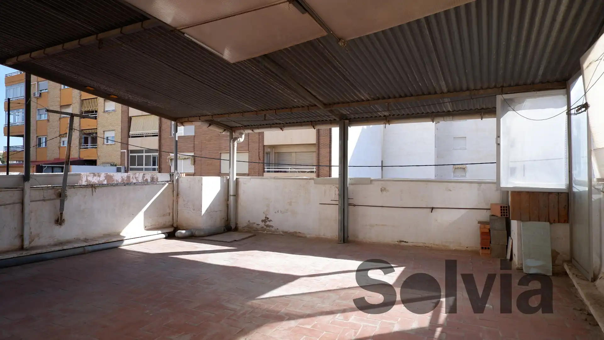Vista exterior de Casa adosada en venta en Sagunto / Sagunt con Terraza y Balcón