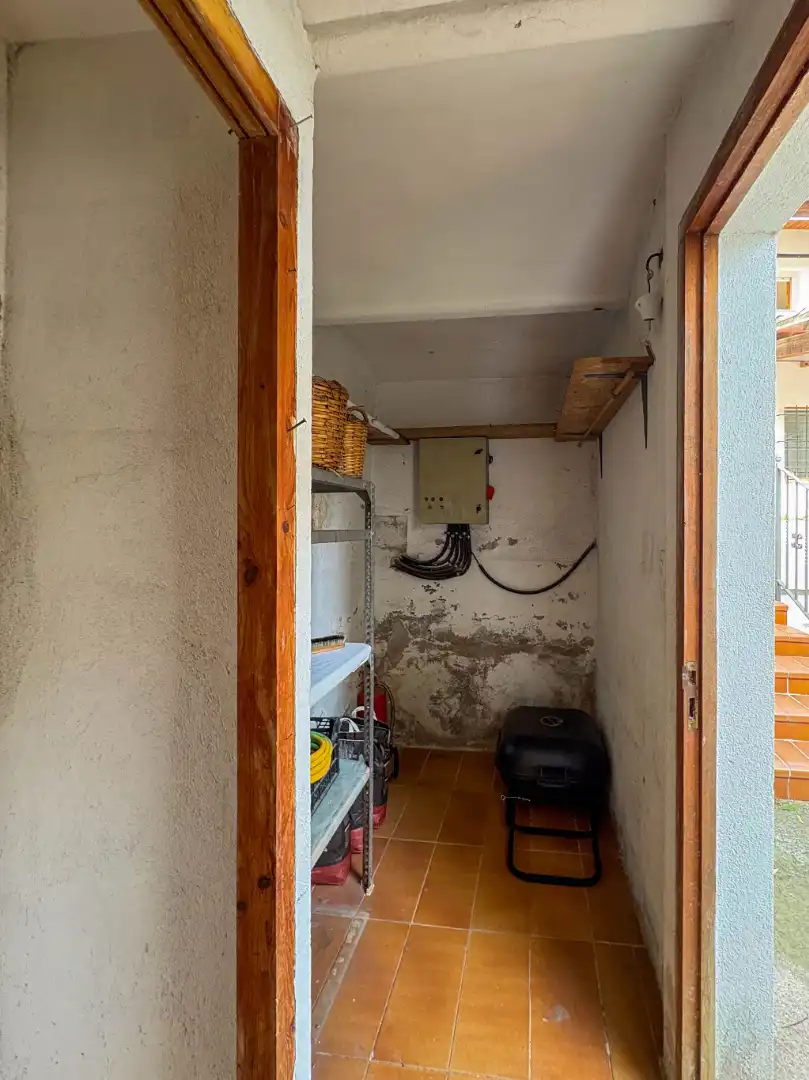 Casa adosada en venda en Quart amb Calefacció, Terrassa i Balcó