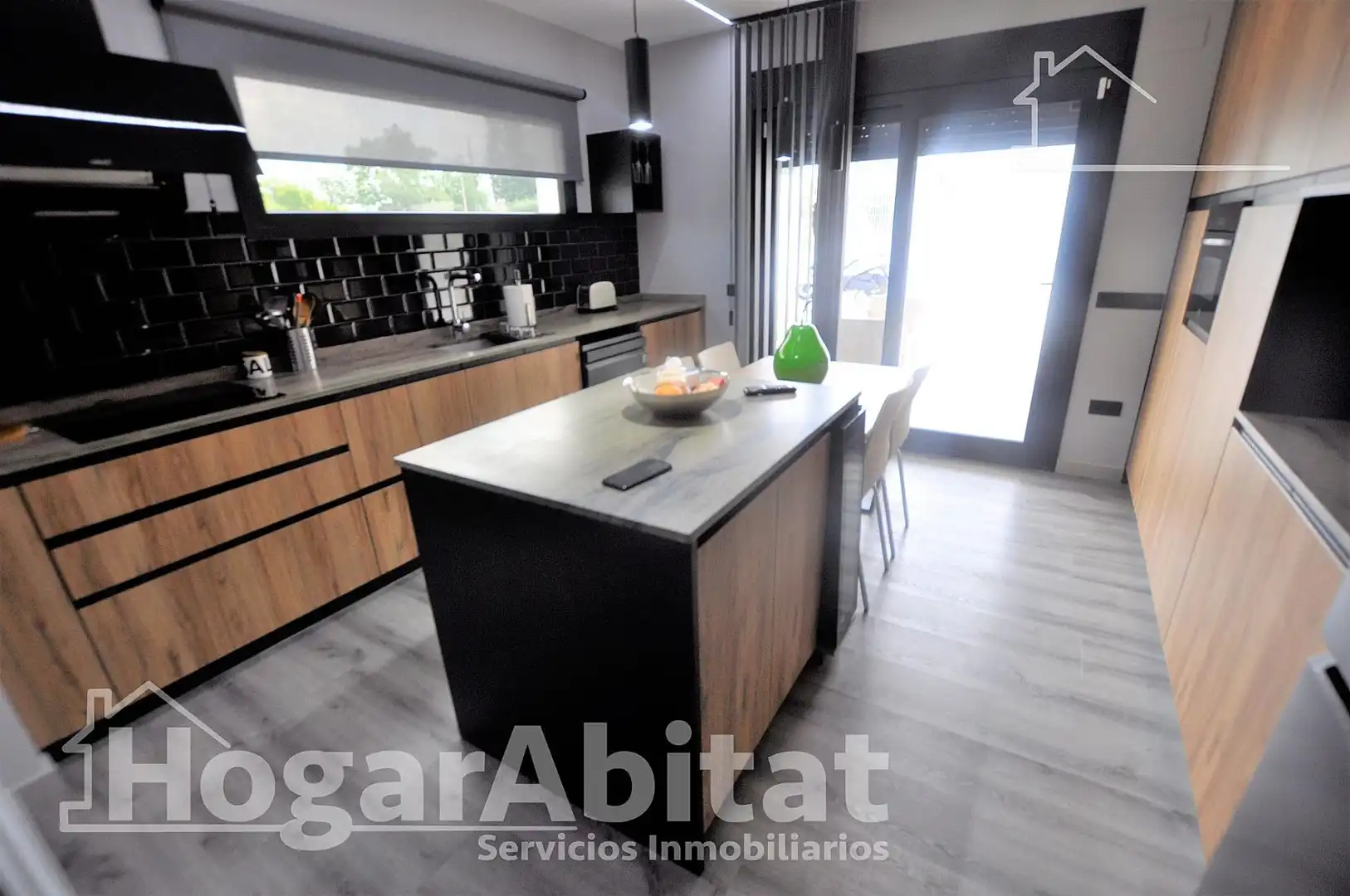 Cuina de Casa o xalet en venda en Riba-roja de Túria amb Aire condicionat, Terrassa i Traster