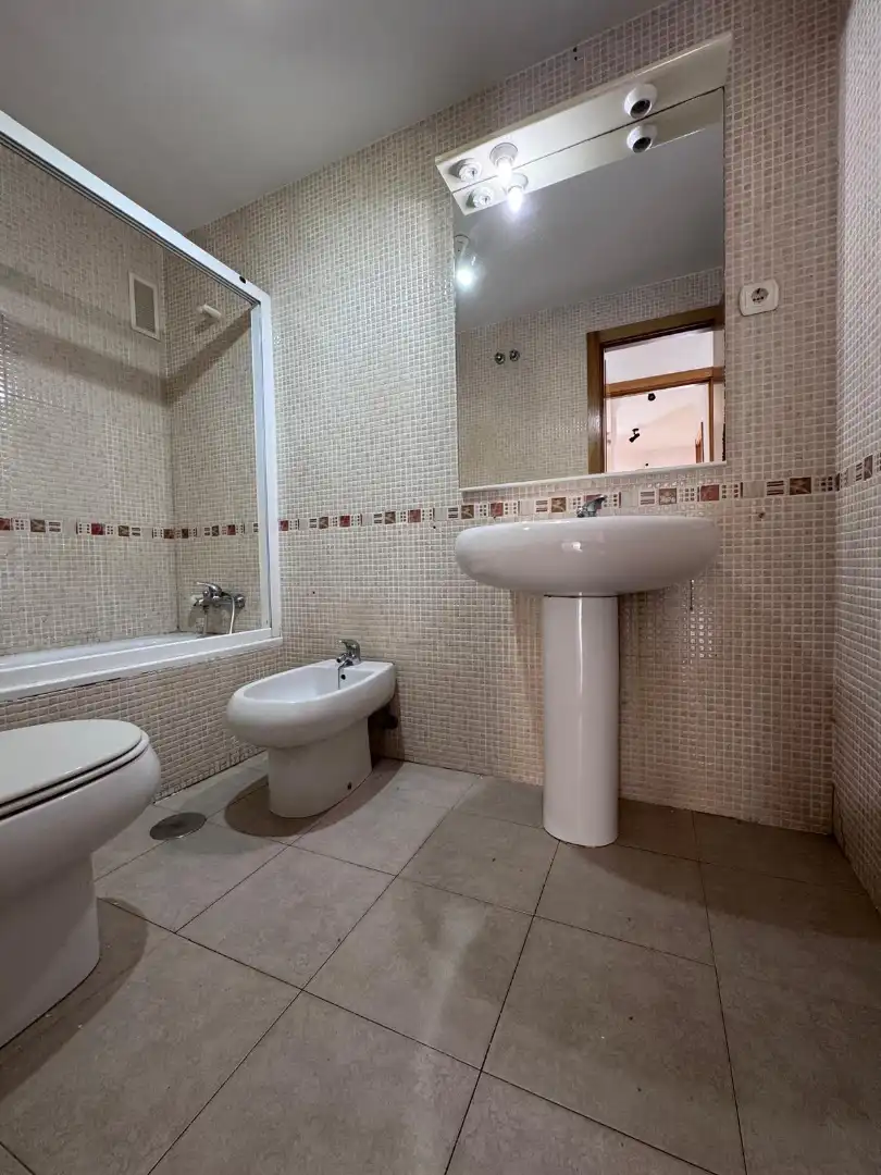 Bathroom of Flat for sale in Fuengirola  with Terrace and Balcony