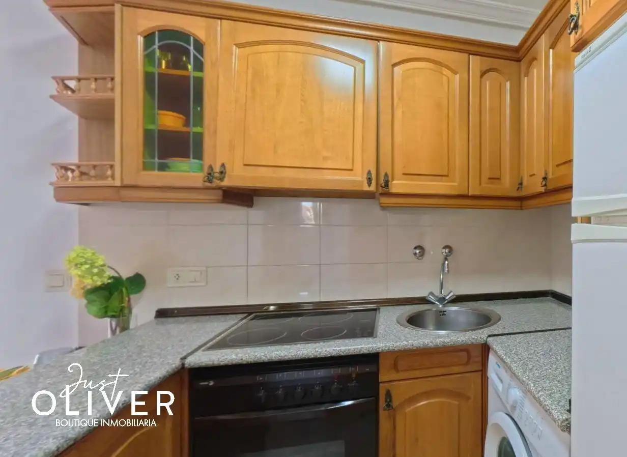 Cuina de Apartament en venda en Vila-seca amb Terrassa, Moblat i Piscina comunitària