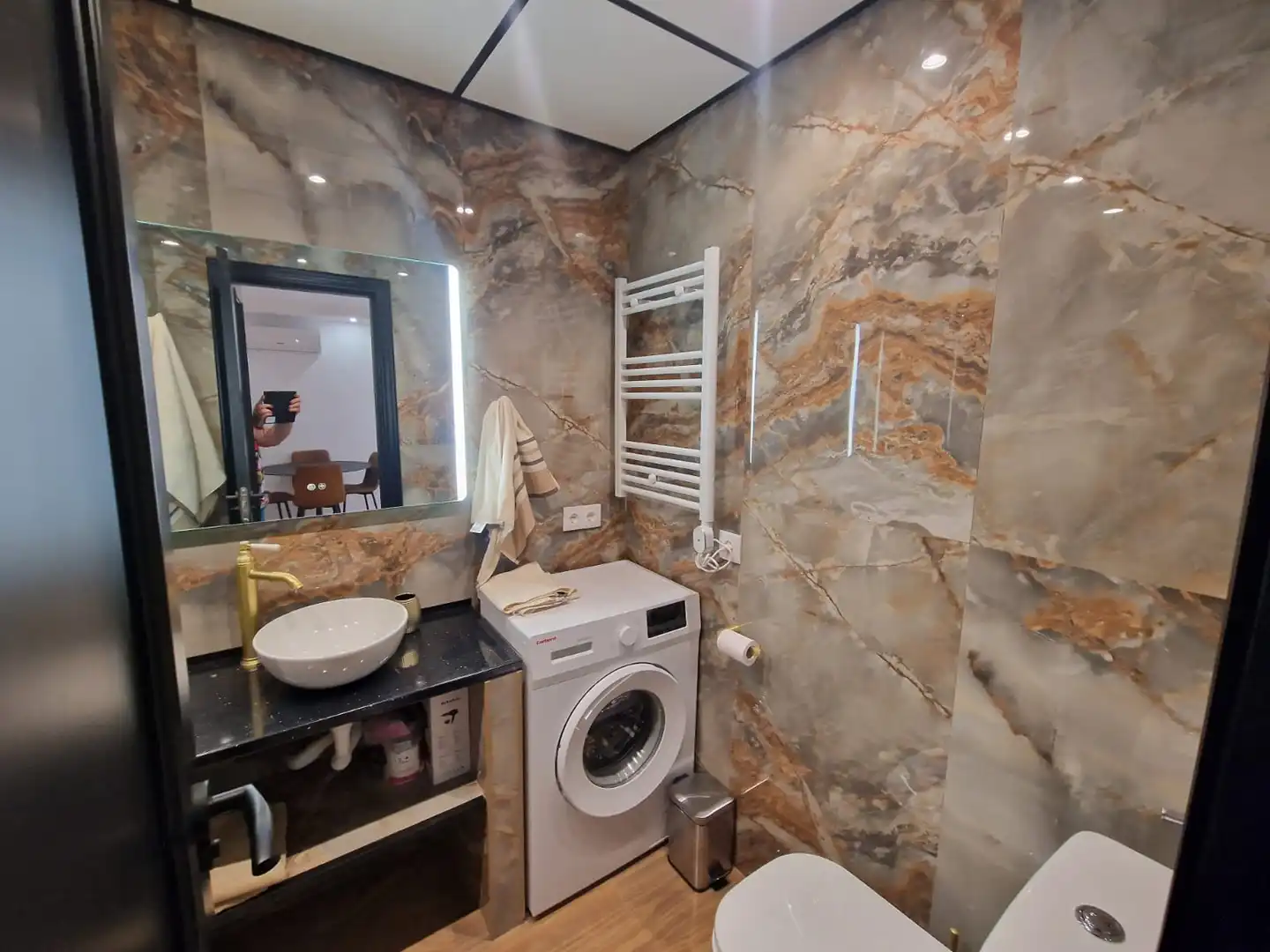 Bany de Apartament en venda en Torrevieja amb Aire condicionat, Terrassa i Moblat