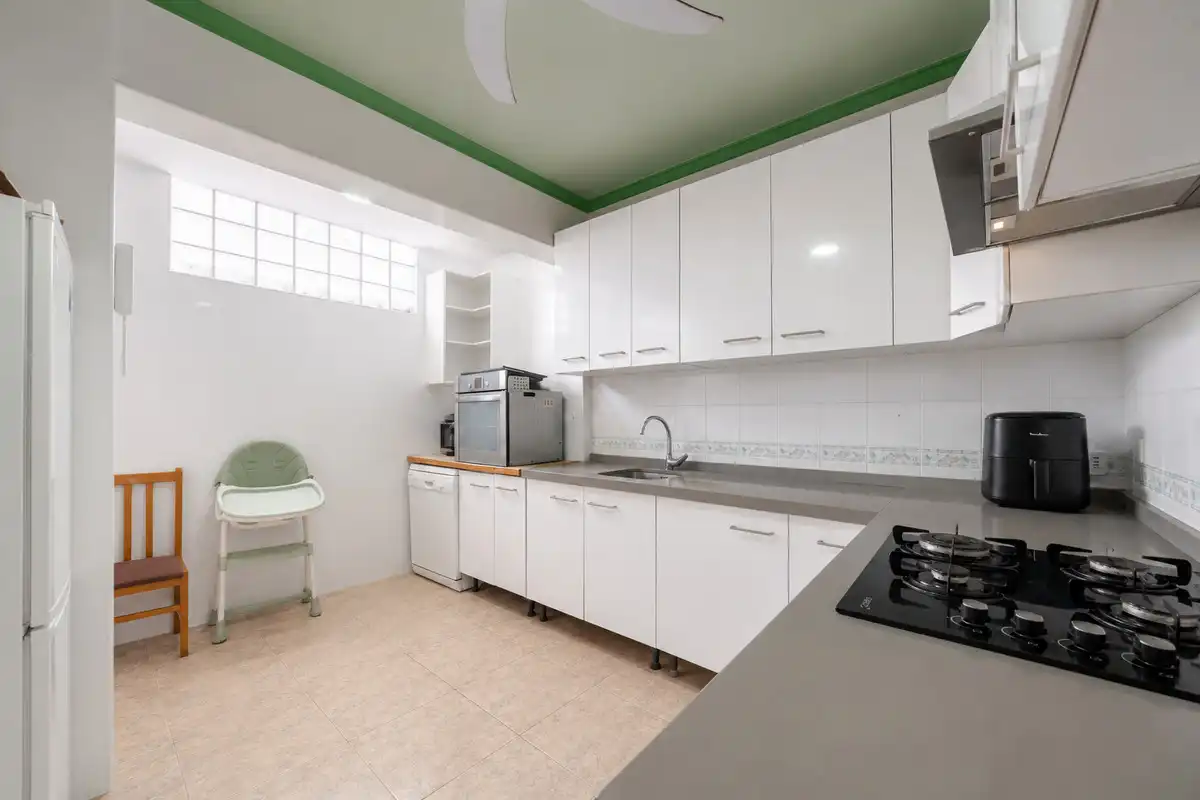 Cocina de Casa adosada en venta en Torrevieja con Aire acondicionado, Calefacción y Jardín privado