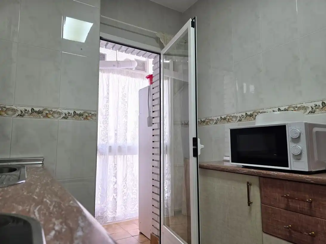 Bathroom of Flat for rent in Madrid  with Heating, Terrace and Furnished