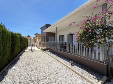 Casa con piscina in vendita a Rojales