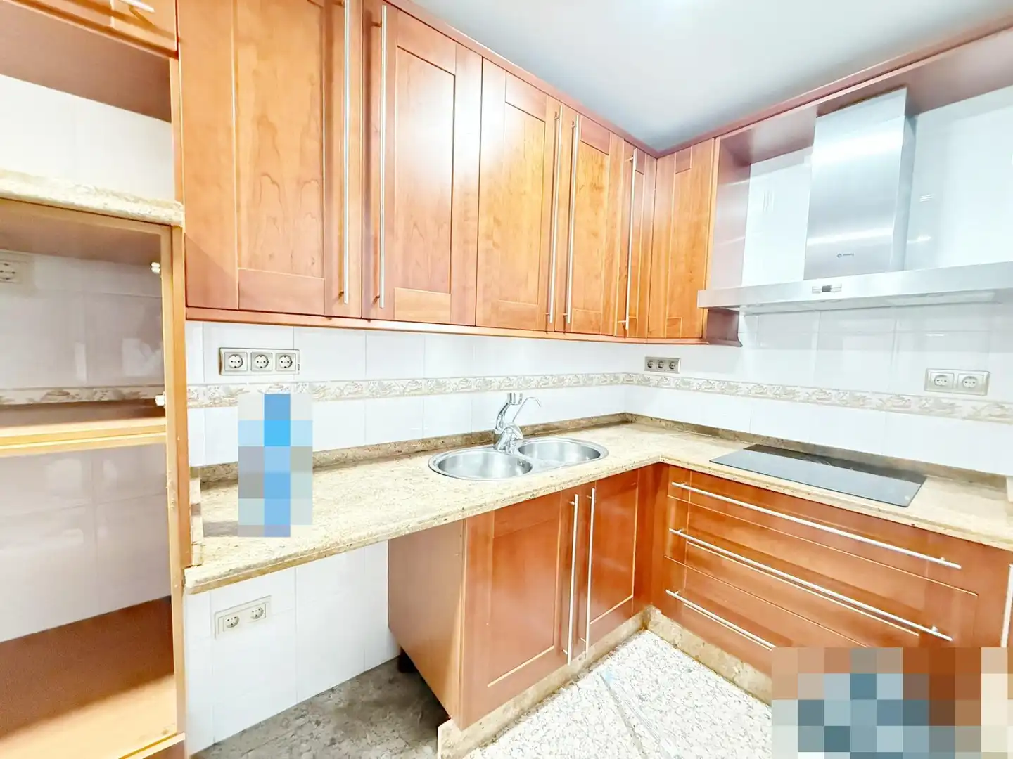 Cocina de Casa adosada en venta en Almería con Terraza, Trastero y Balcón