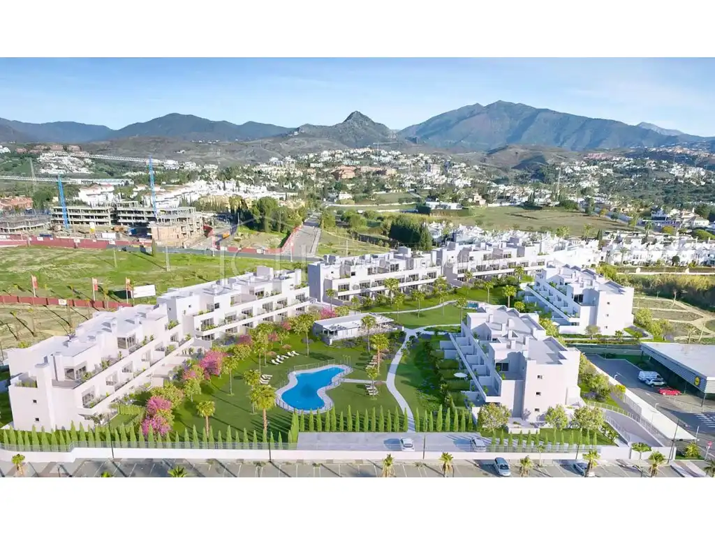 Vista exterior de Ático de alquiler en Estepona con Amueblado