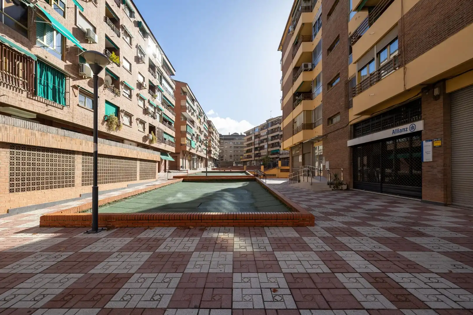 Exterior view of Flat for sale in Granada  with Air Conditioner, Terrace and Storage room
