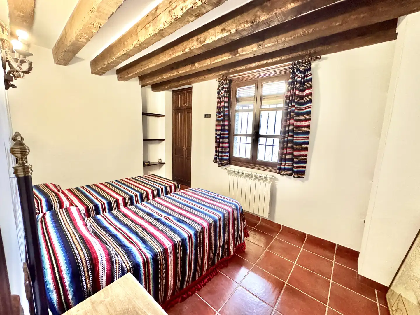 Bedroom of Buildings for sale in Juviles  with Alarm