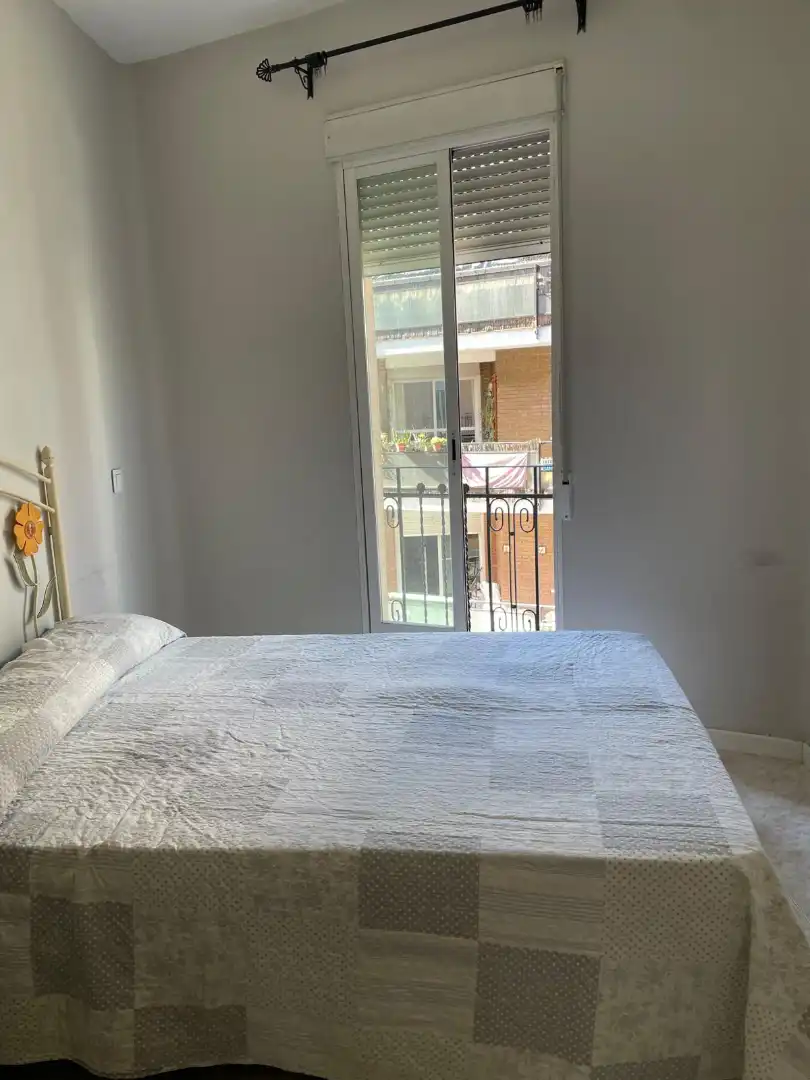 Flat with terrace for sale in Ciudad Lineal, imagen 4