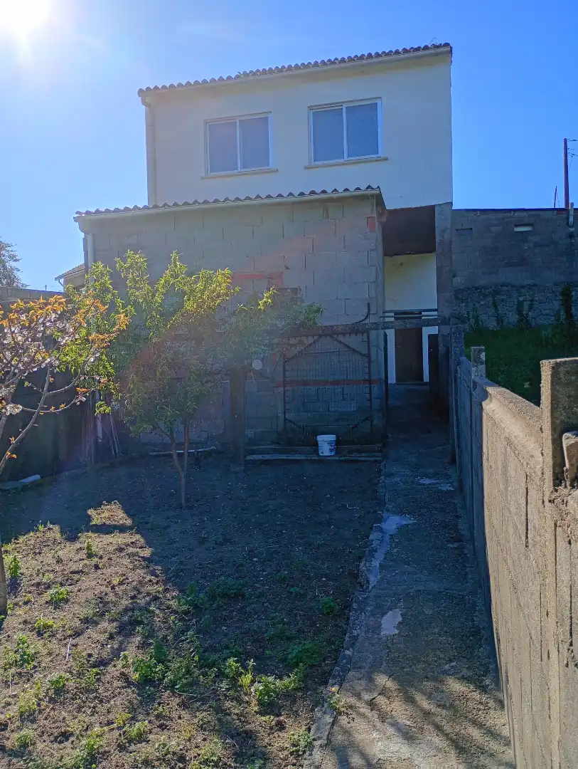 Casa o chalet en venta en O Grove   con Calefacción, Jardín privado y Amueblado