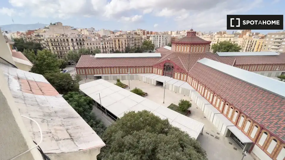 Flat with terrace to rent in Eixample, imagen 4