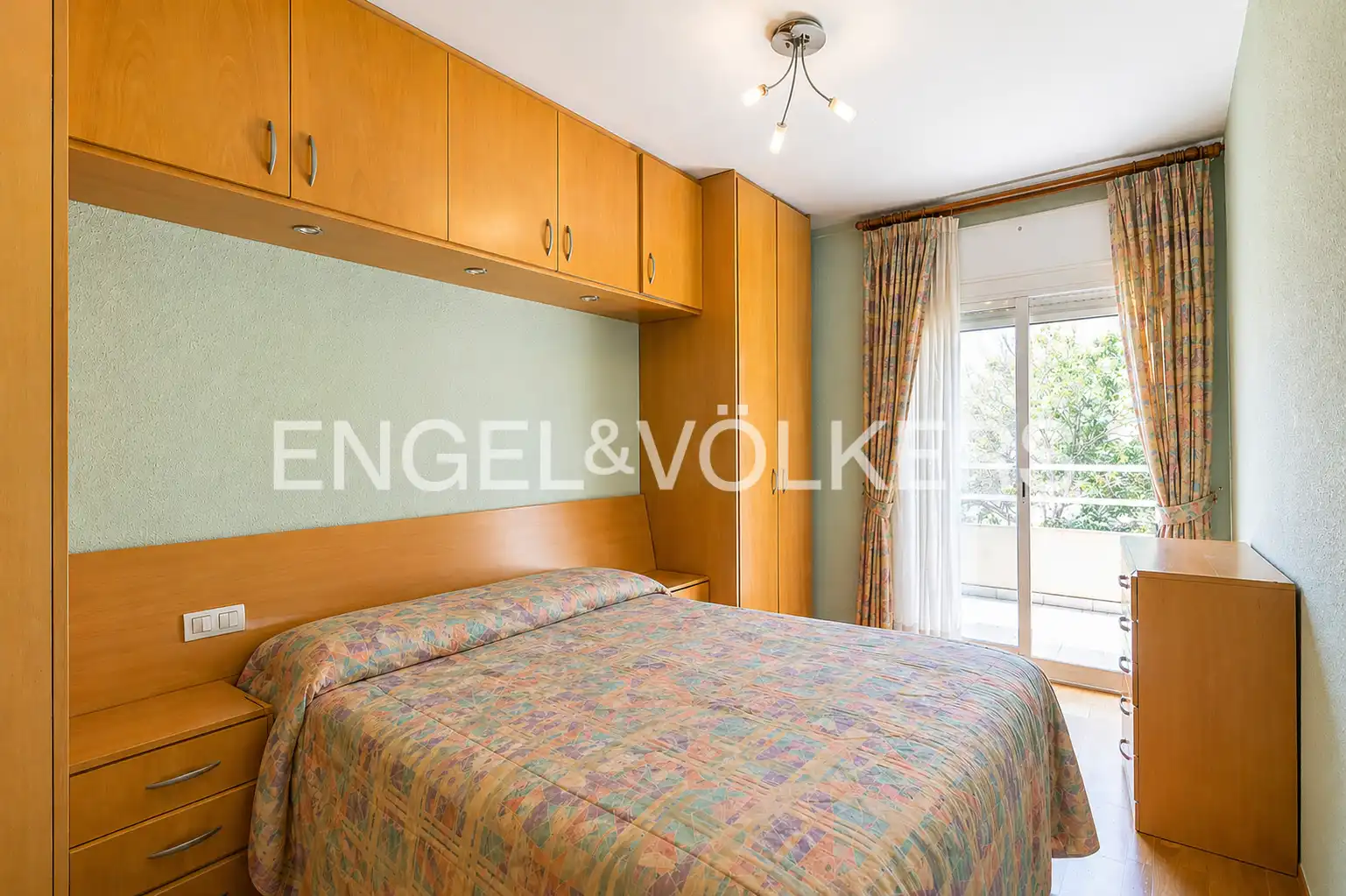 Bedroom of Houses for sale in Vilanova i la Geltrú  with Air Conditioner, Heating and Private garden