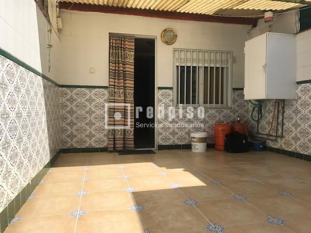 Exterior view of House or chalet for sale in  Madrid Capital  with Terrace