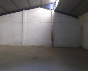 Industrial buildings to rent in San Fernando