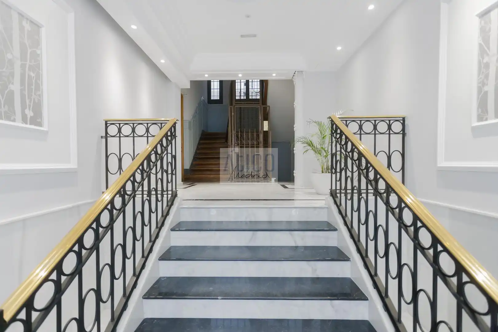 Flat for rent in Madrid  with Air Conditioner, Heating and Furnished