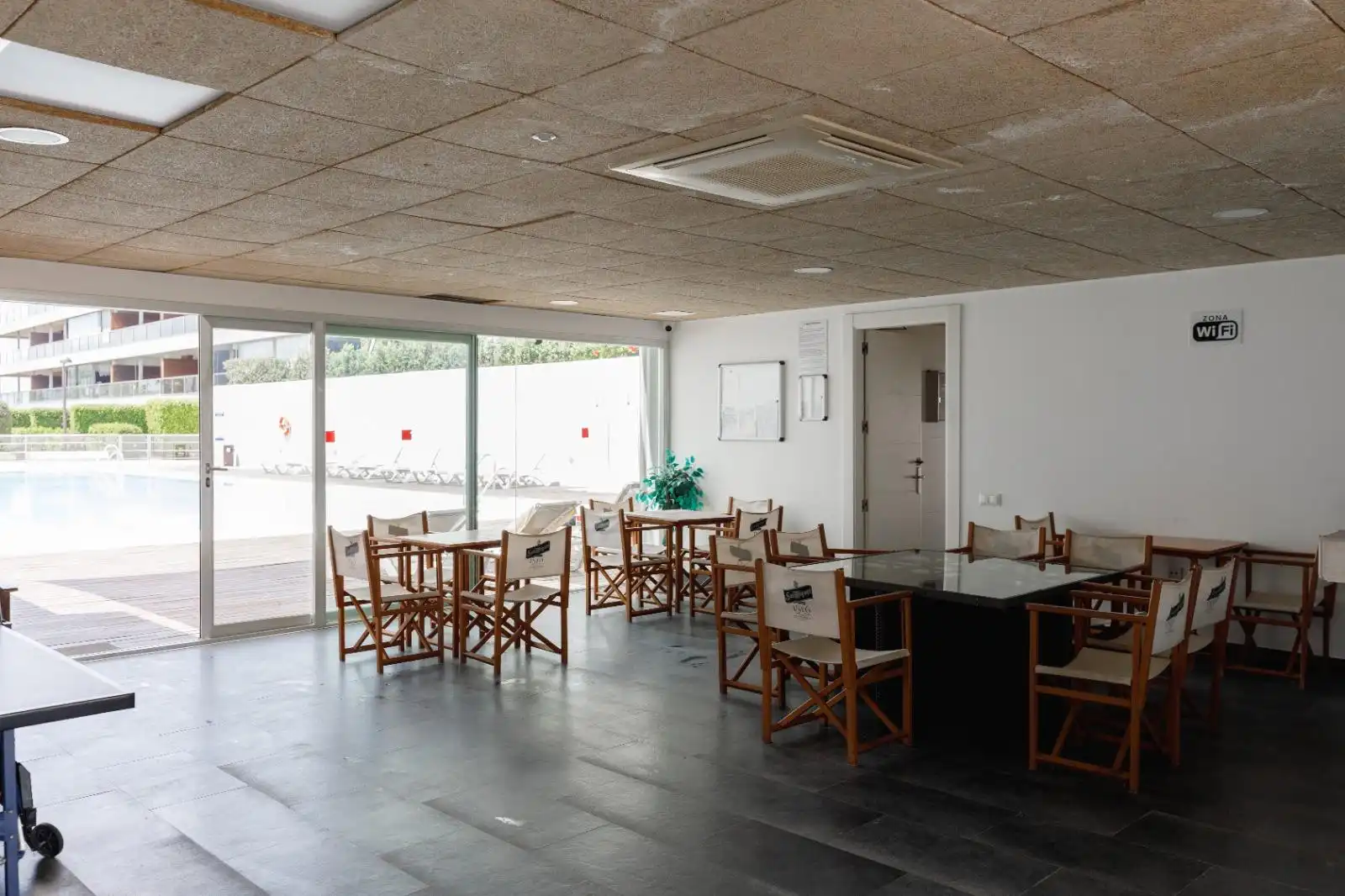 Dachboden zum Verkauf in Manilva mit Klimaanlage, Heizung und Terrasse