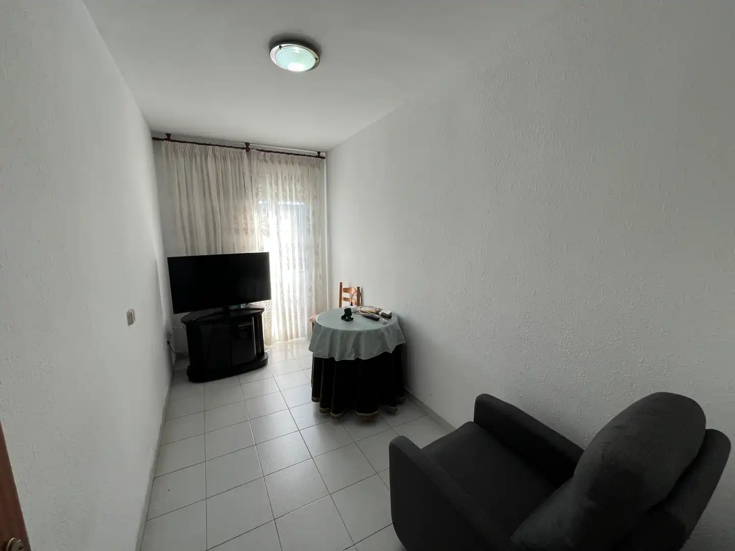 Sala de estar de Piso en venta en Cassà de la Selva con Calefacción, Amueblado y Horno