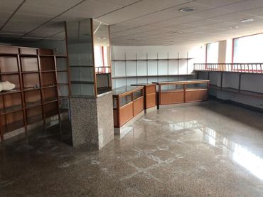 Local comercial en venda a Carballo