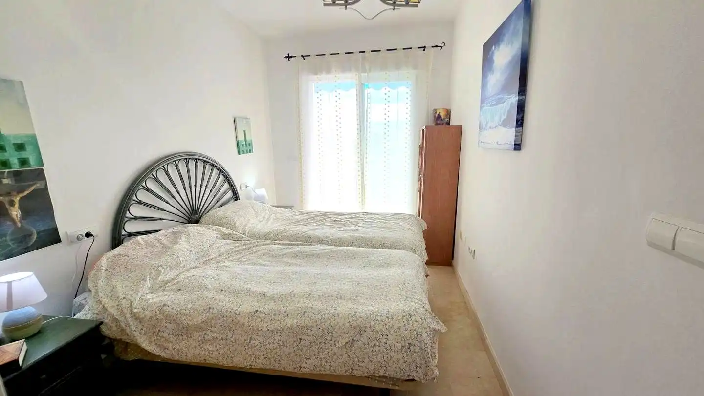 Habitación de Apartamento de alquiler en Gandia con Aire acondicionado, Calefacción y Terraza
