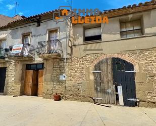 Vista exterior de Casa adosada en venda en Tornabous amb Terrassa i Balcó