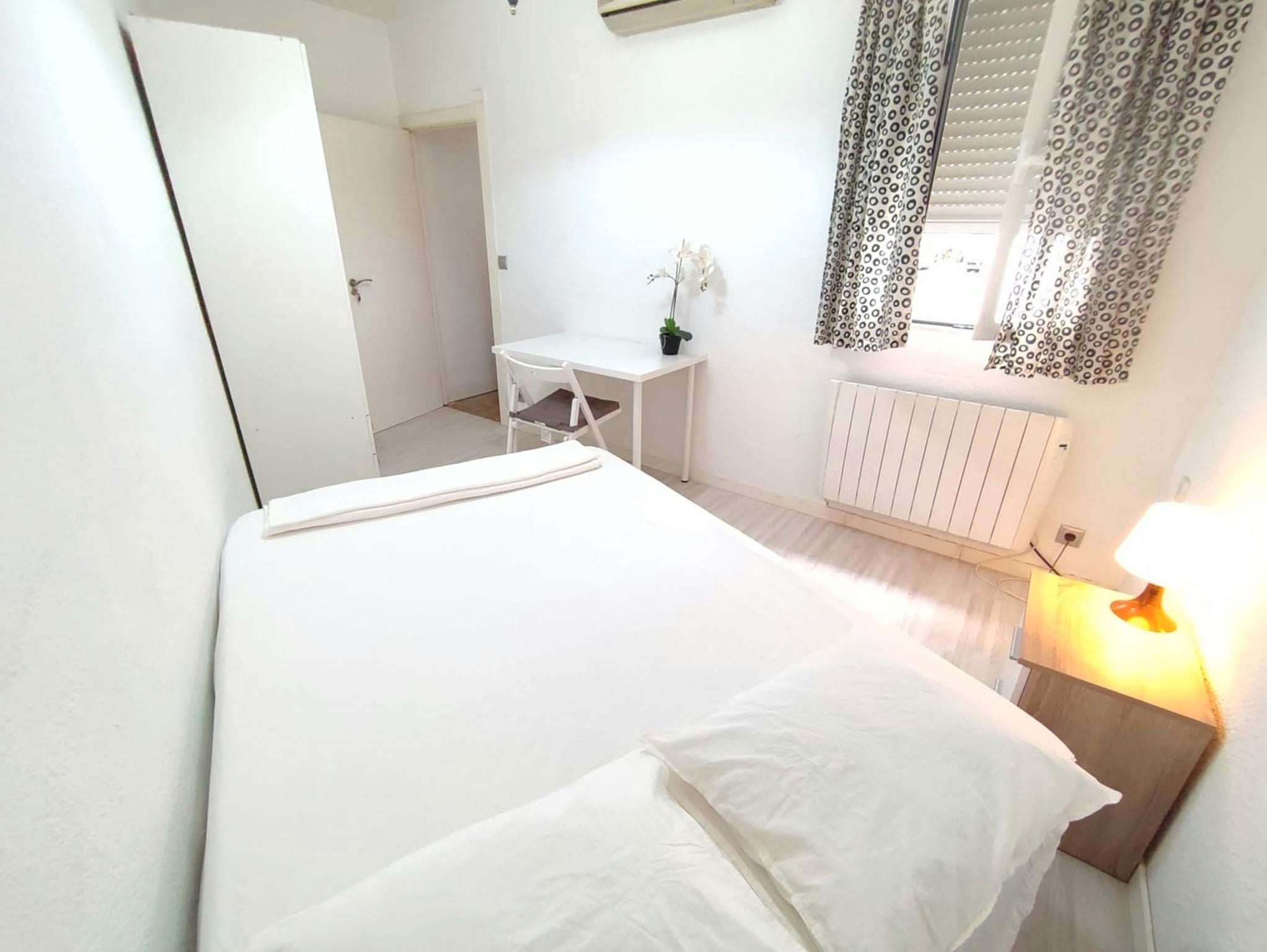Flat to share in N/A, Numancia