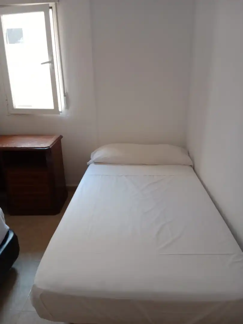 Habitación de Piso de alquiler en Villaseca de la Sagra con Calefacción, Terraza y Amueblado