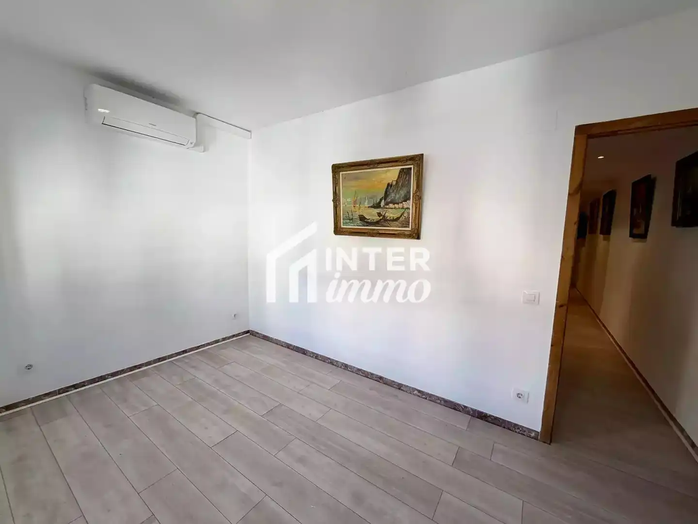 Wohnung zum Verkauf in Roses mit Klimaanlage, Heizung und Parkett