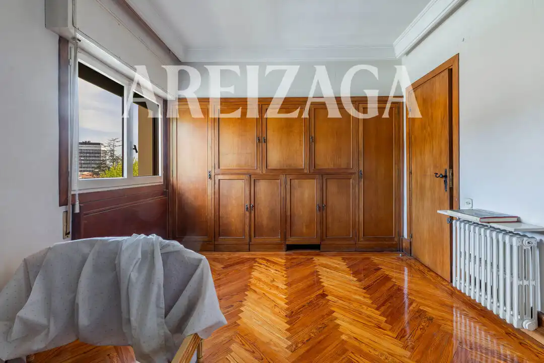 Habitación de Casa o chalet en venta en Donostia - San Sebastián  con Calefacción, Jardín privado y Terraza