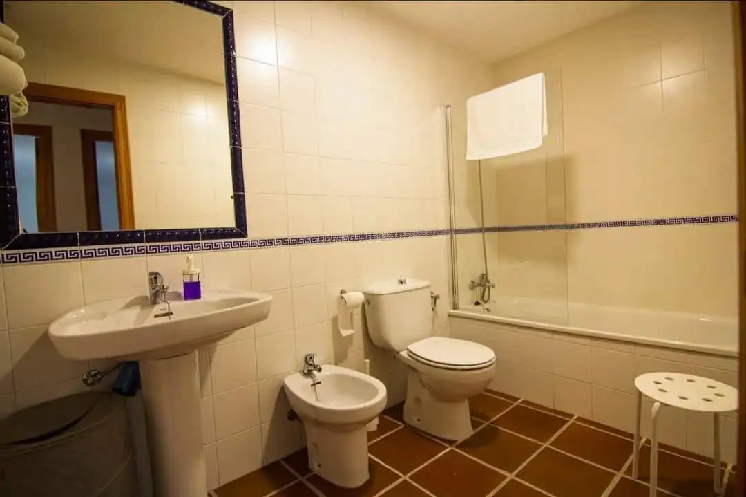 Baño de Apartamento en venta en Benaocaz con Amueblado