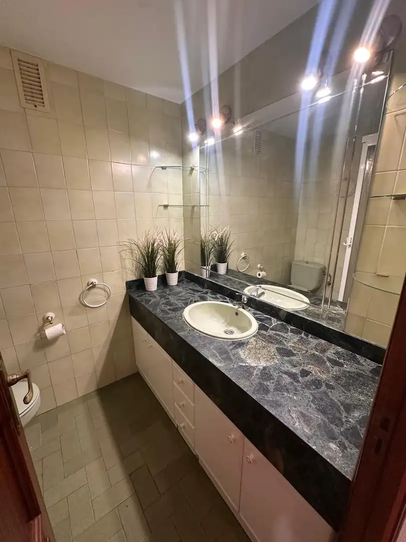 Wohnung zur Miete in Calle de Àngel Guimerà, Arrancapins