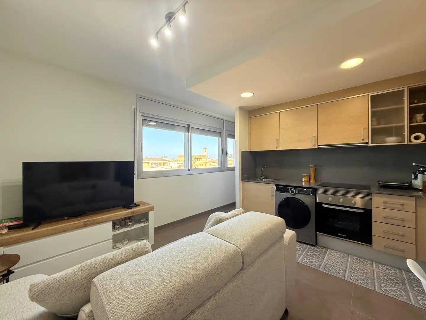 Apartament amb piscina en venda a Deltebre, imagen 12
