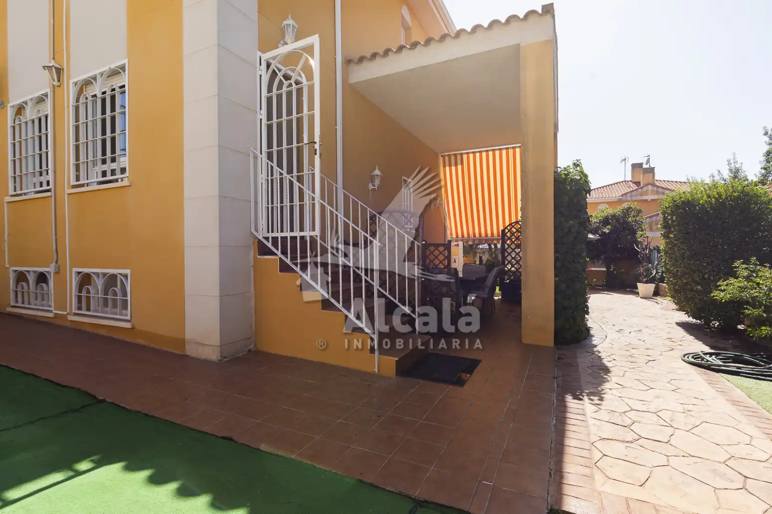 Casa aparellada amb piscina en venda a Torrejón del Rey, imagen 61