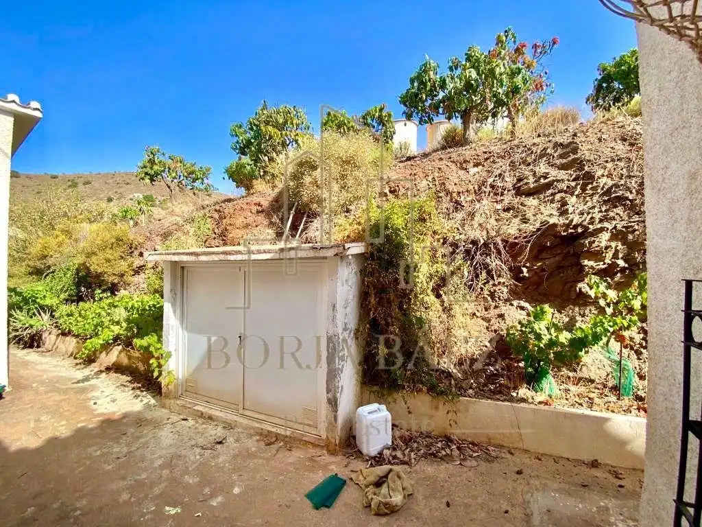 Vista exterior de Casa o chalet en venta en Vélez-Málaga