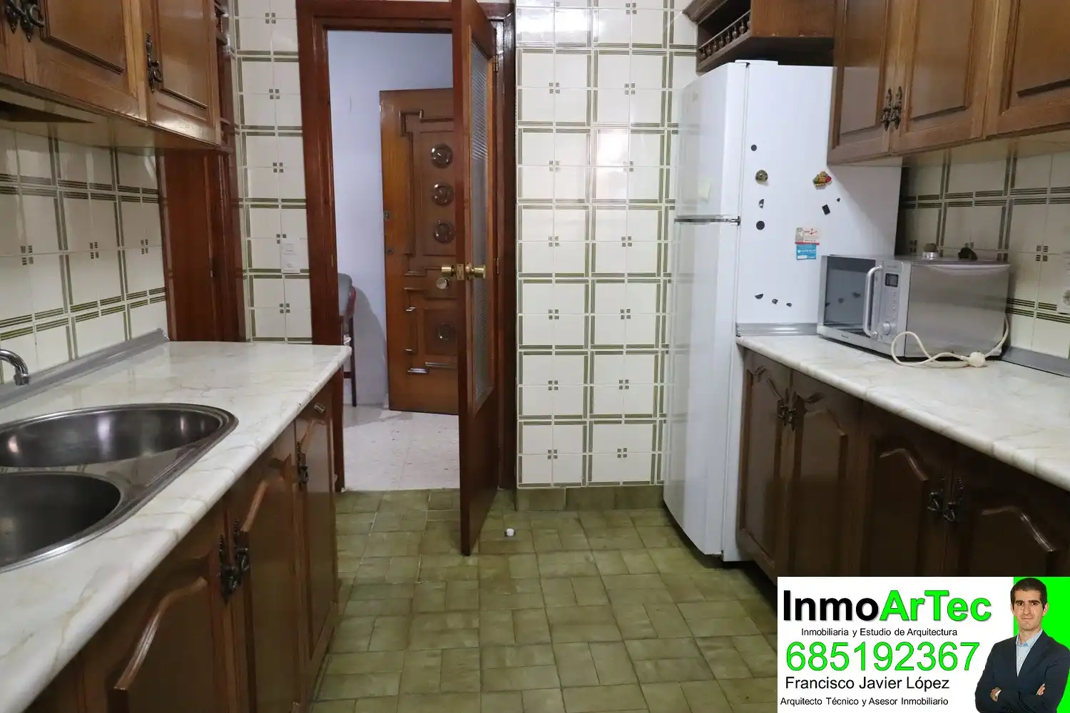 Flat with terrace for sale in Calle Santa Ana de Íllora 4, imagen 4
