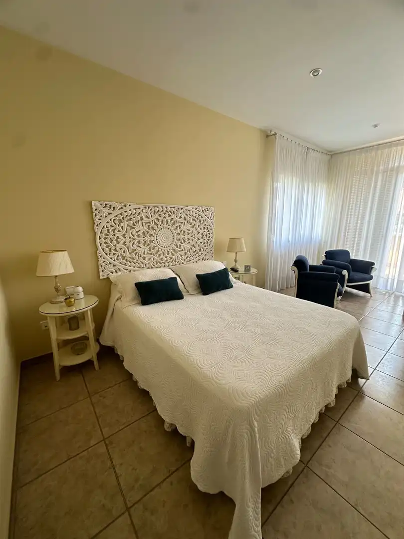 Habitación de Casa o chalet en venta en Montornès del Vallès con Aire acondicionado, Calefacción y Jardín privado