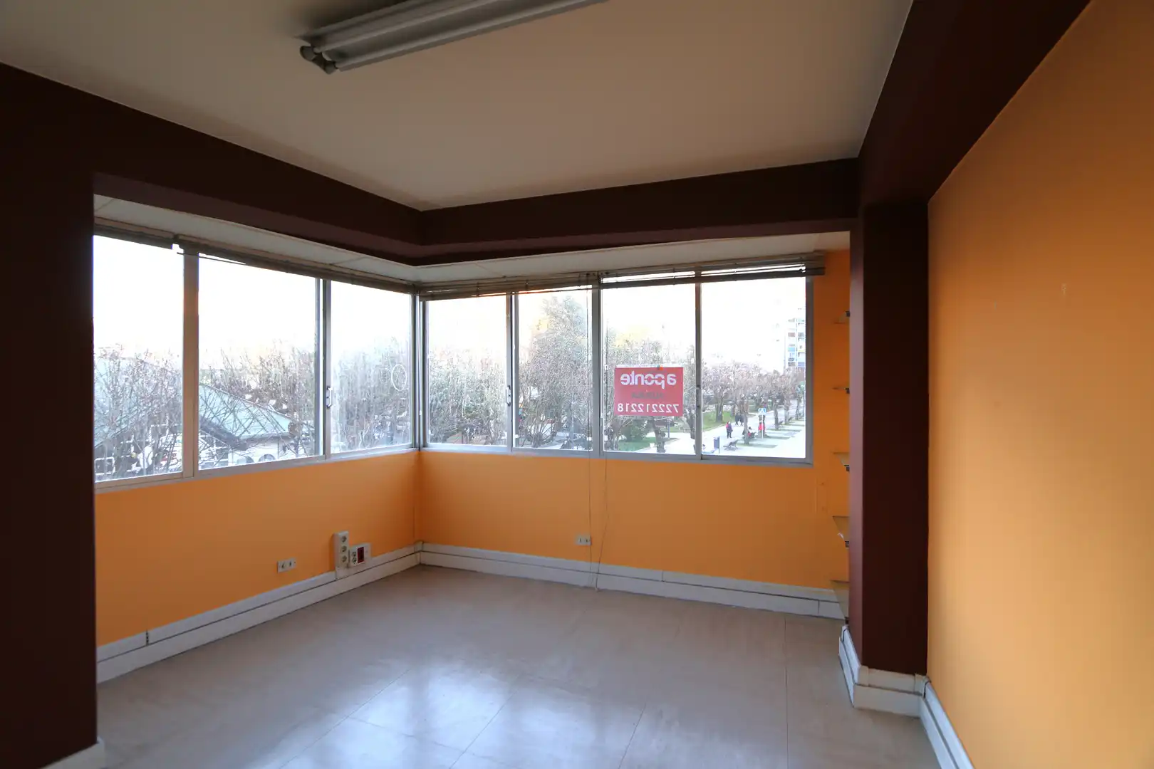Local comercial en alquiler en Rúa Desiderio Varela 20