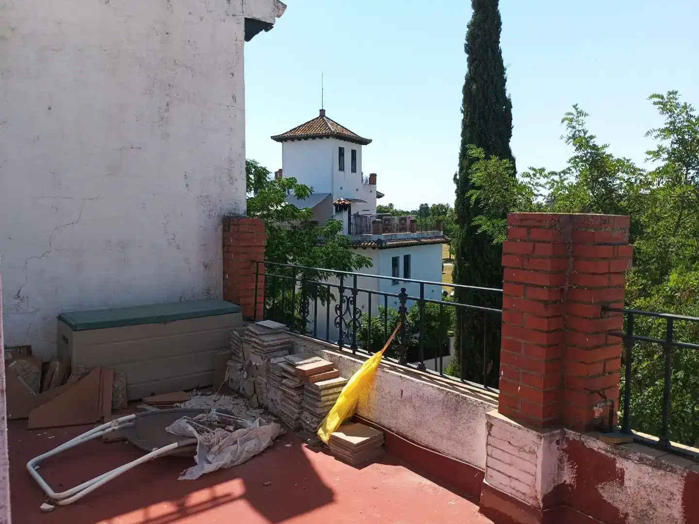 Balcony of Flat for sale in Sevilla  with Private garden